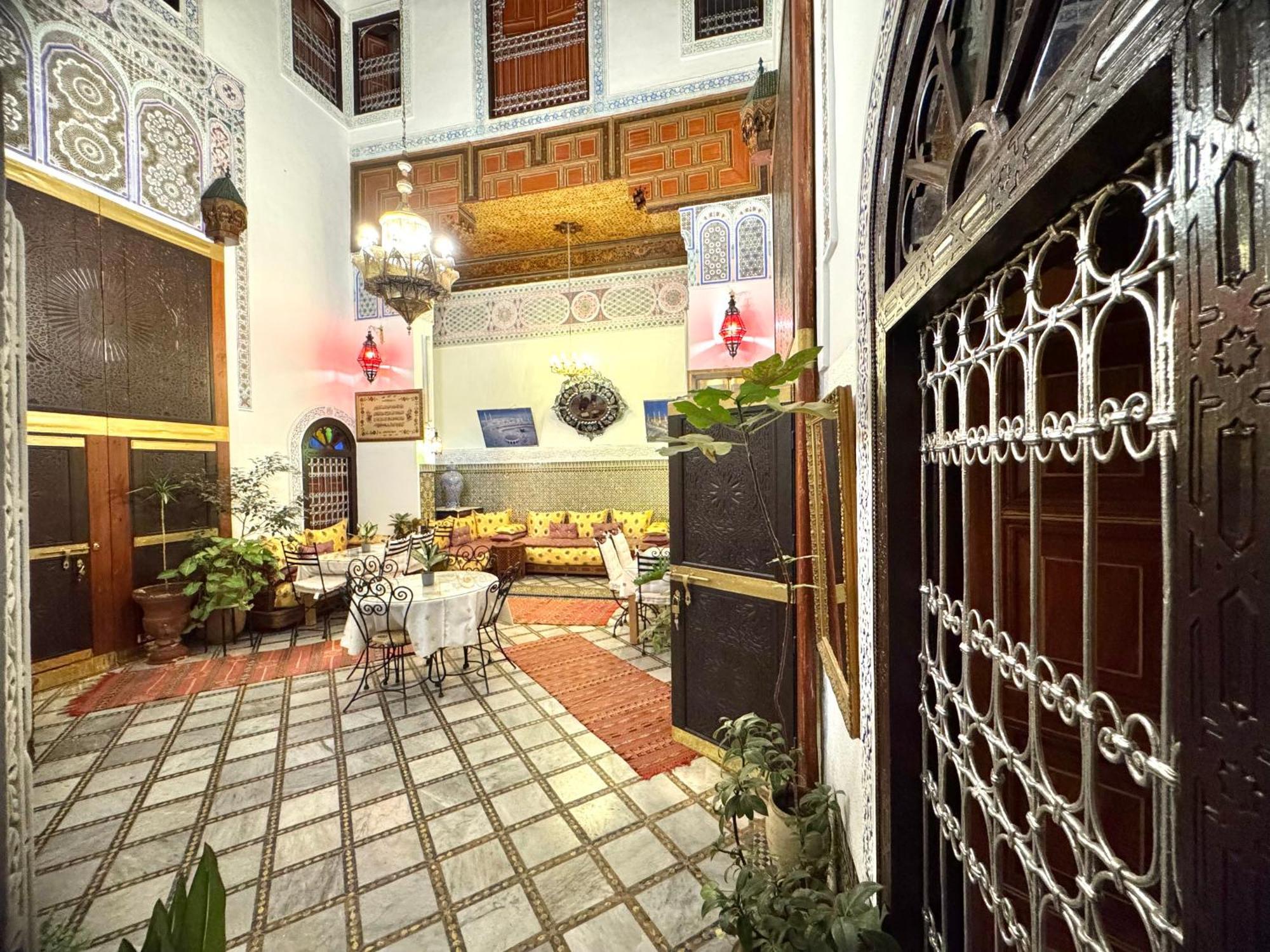 Riad Meski Fez Buitenkant foto