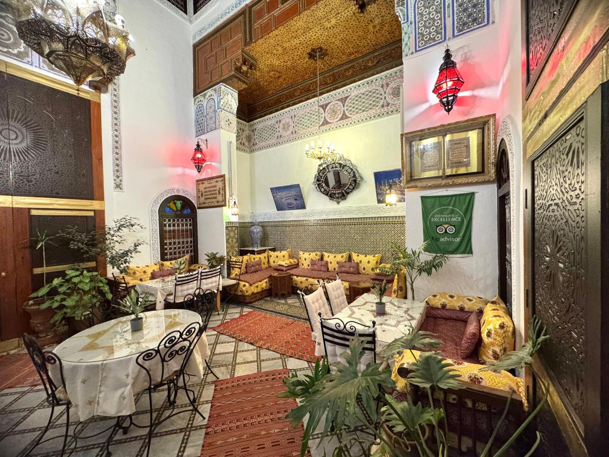 Riad Meski Fez Buitenkant foto